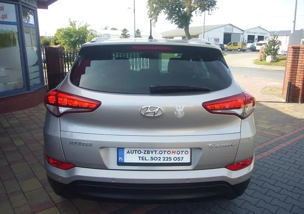 Hyundai Tucson cena 63700 przebieg: 176000, rok produkcji 2015 z Krzeszowice małe 211